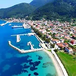 Mema's Apartmán Agia Efimia
