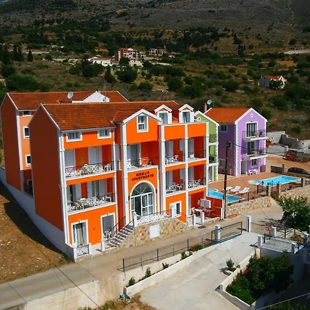 Apartament Mema's *