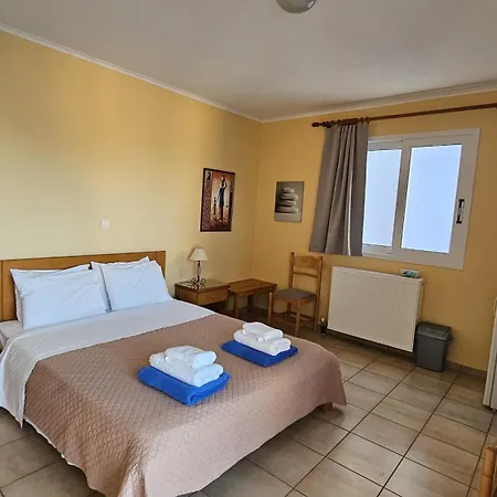 Mema's * Agia Efimia