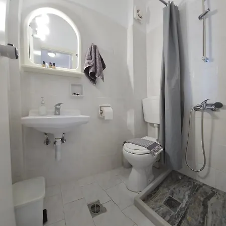 Mema's Apartament Agia Efimia